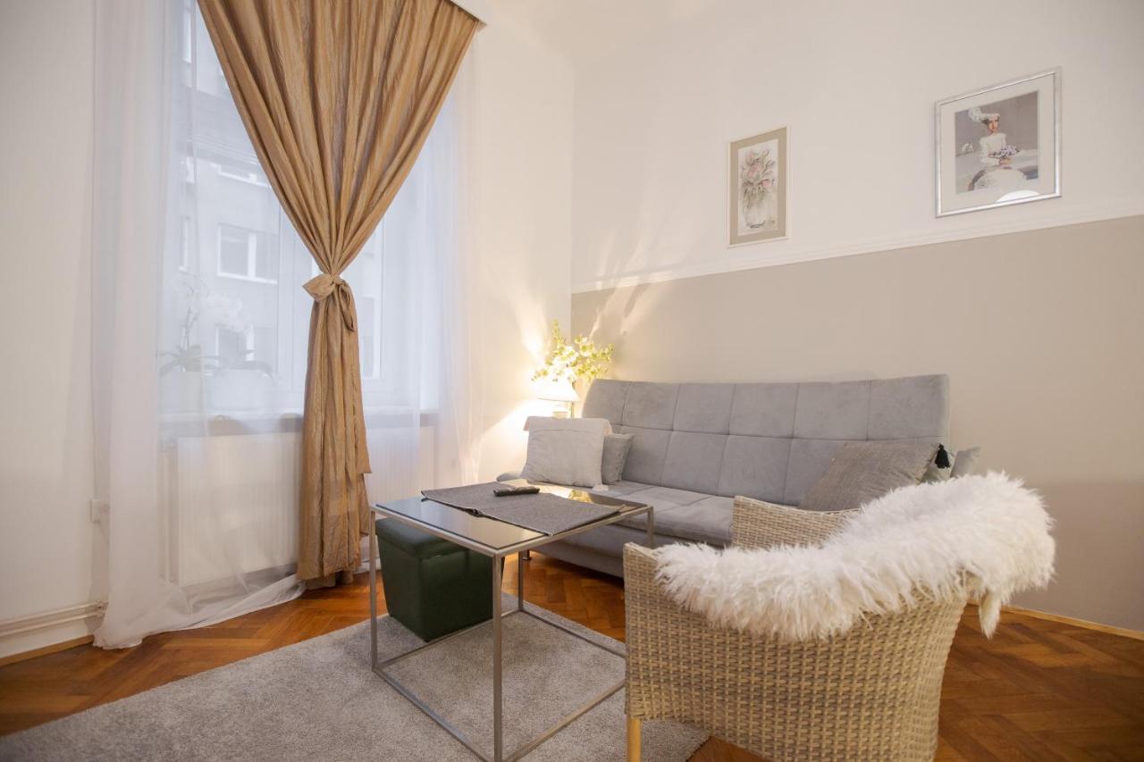 Apartman Manja Zagreb Exteriör bild